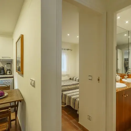 Ca-4 4 Pax Apartment